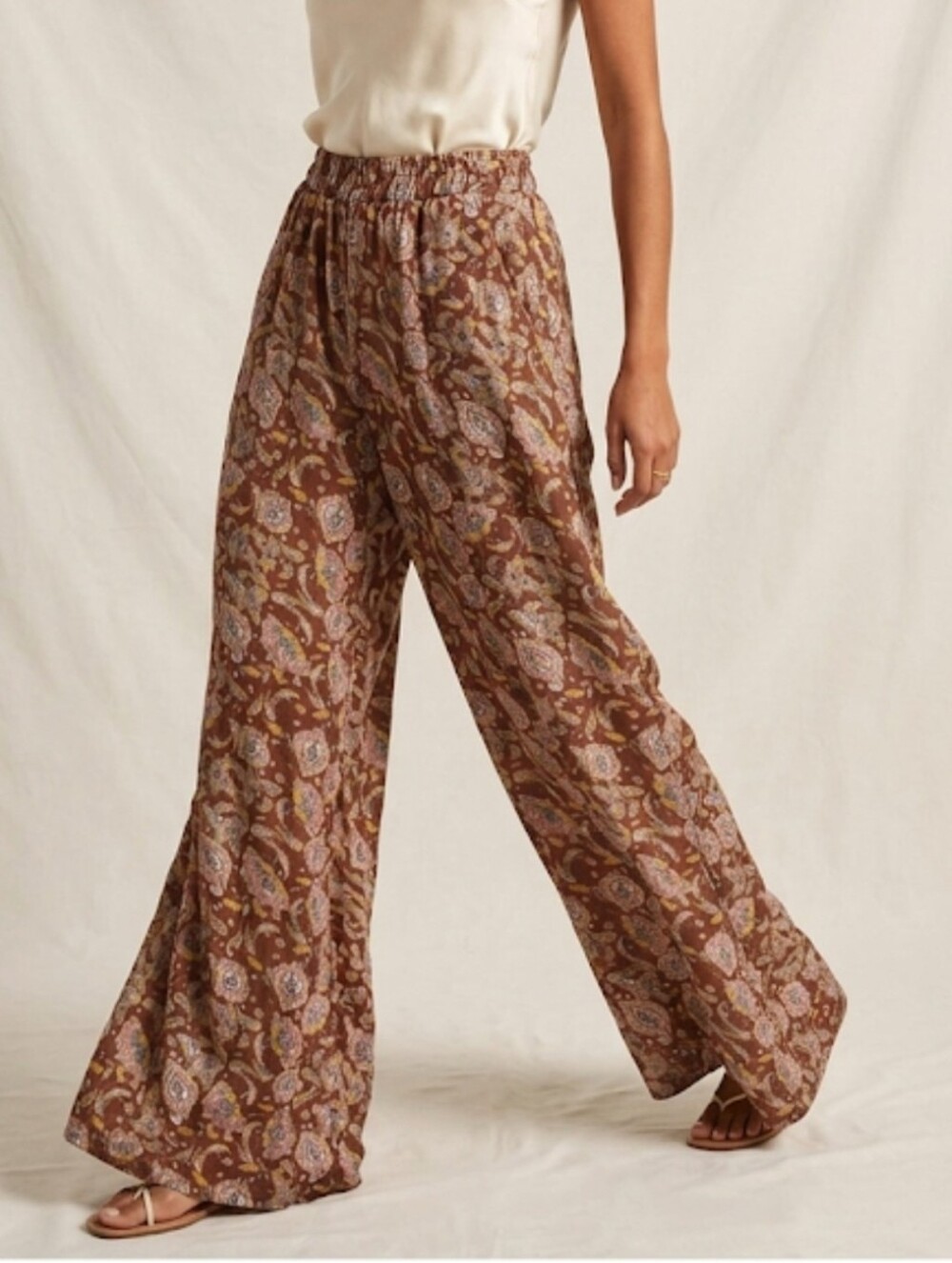 RESA Brown Paisley Wide-Leg  Pants with Yellow and Cream Accents. Waist 13 Len41